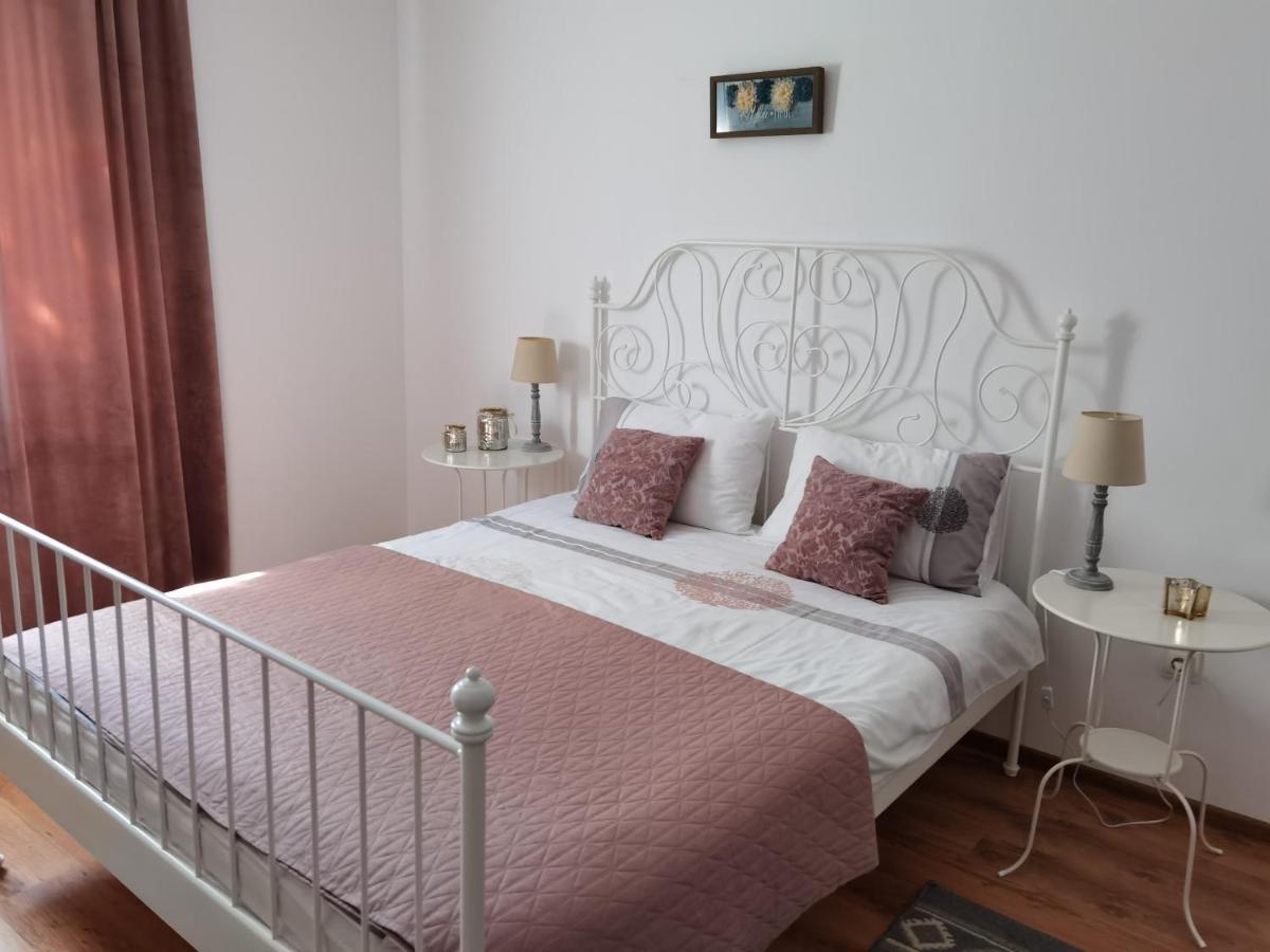 Gloria Apartament Apartment Baia Mare Exterior photo
