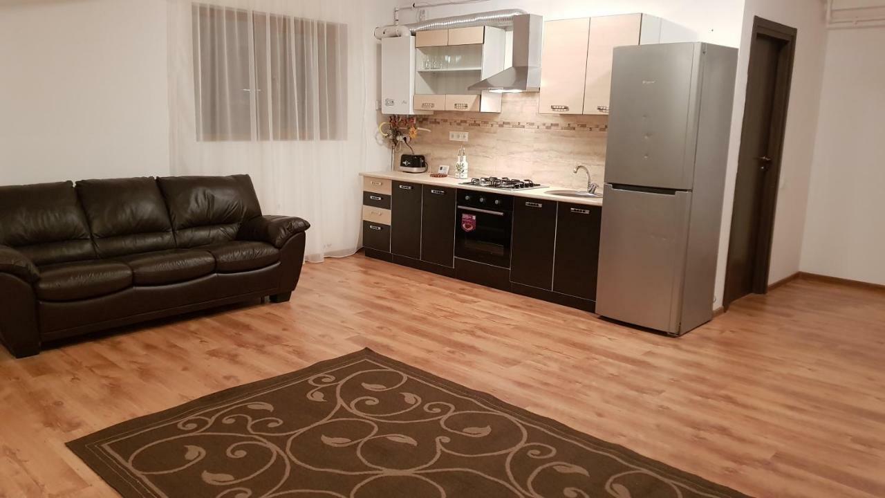 Gloria Apartament Apartment Baia Mare Exterior photo